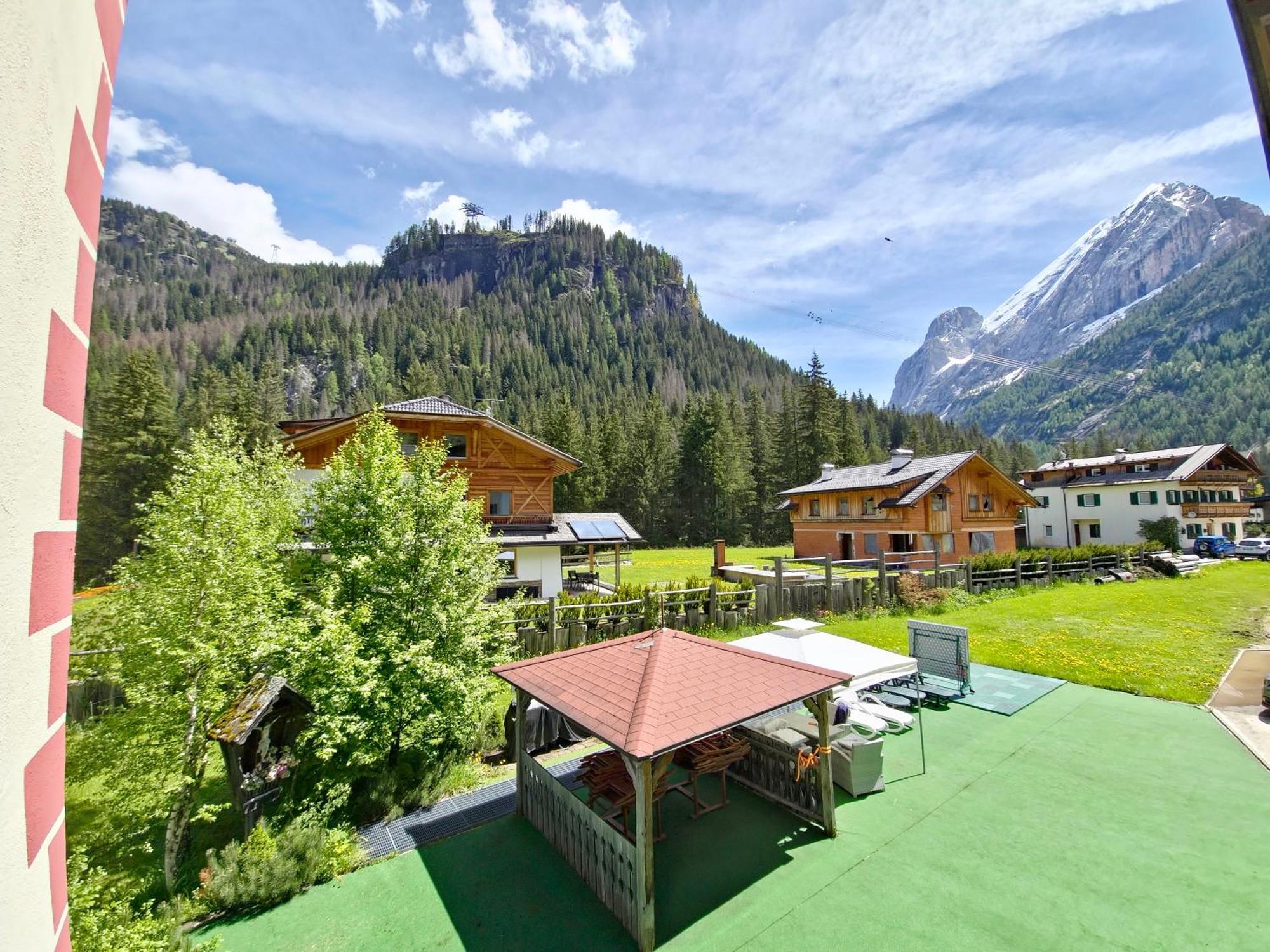Residence Villa Flora By Ama Val Di Fassa Канацеї Екстер'єр фото
